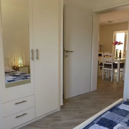 Konukevi Domino 4*