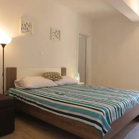 게스트하우스 Domino 4*