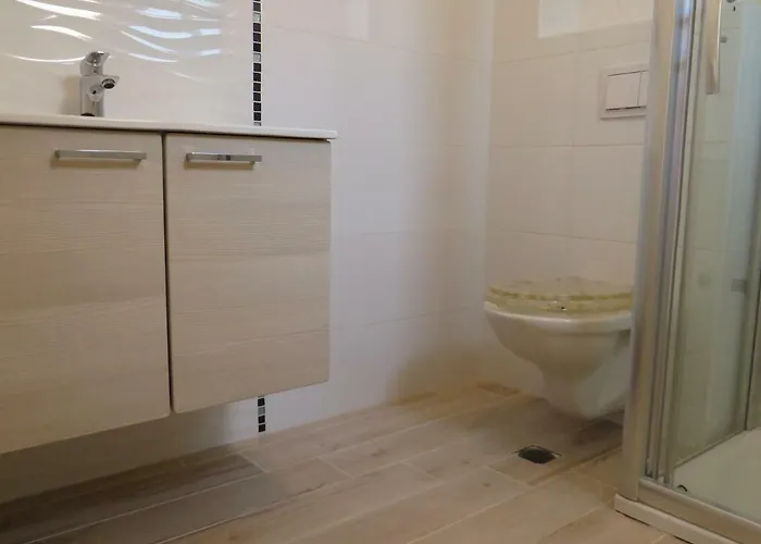 Domino Gostinjska kuća 4*