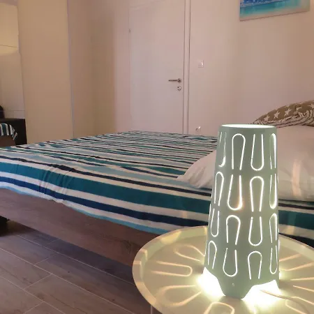 Domino Guest house Pakostane