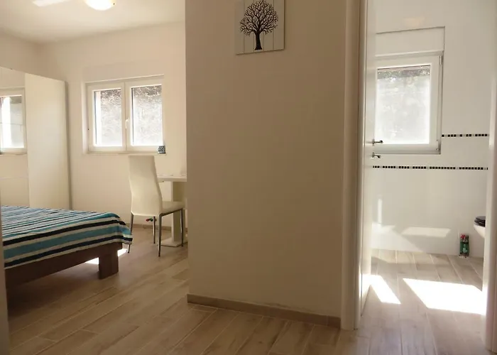 Domino בית הארחה 4*