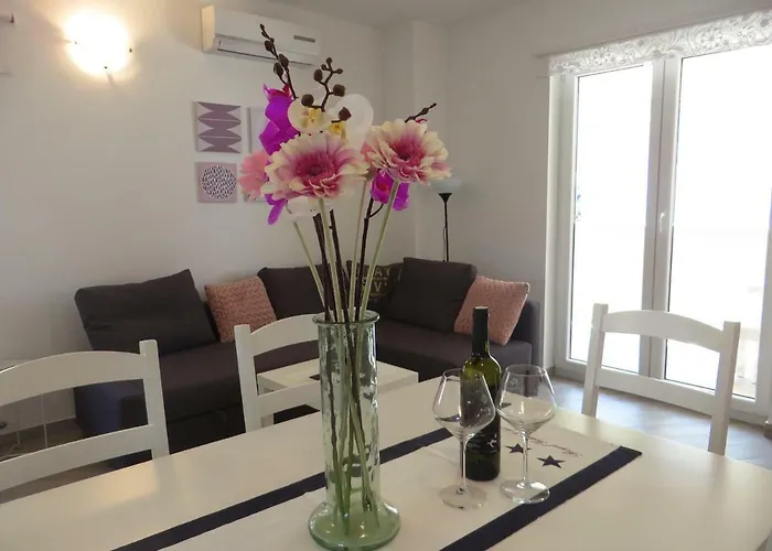 בית הארחה Domino פאקוסטאן